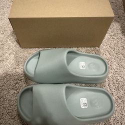 Adidas Yeezy Slide Salt Size 7M