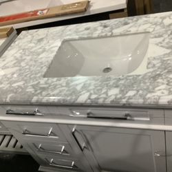 Vanities 60 in, 48 in, 36 in, 30 in $400-$850