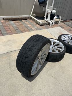 Tesla 21” Grey Turbine Wheels