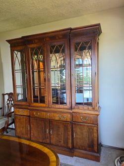 Ethan Allen 2 Piece Lighted China Cabinet / Hutch – Solid Wood