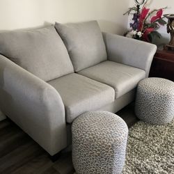 Loveseat 