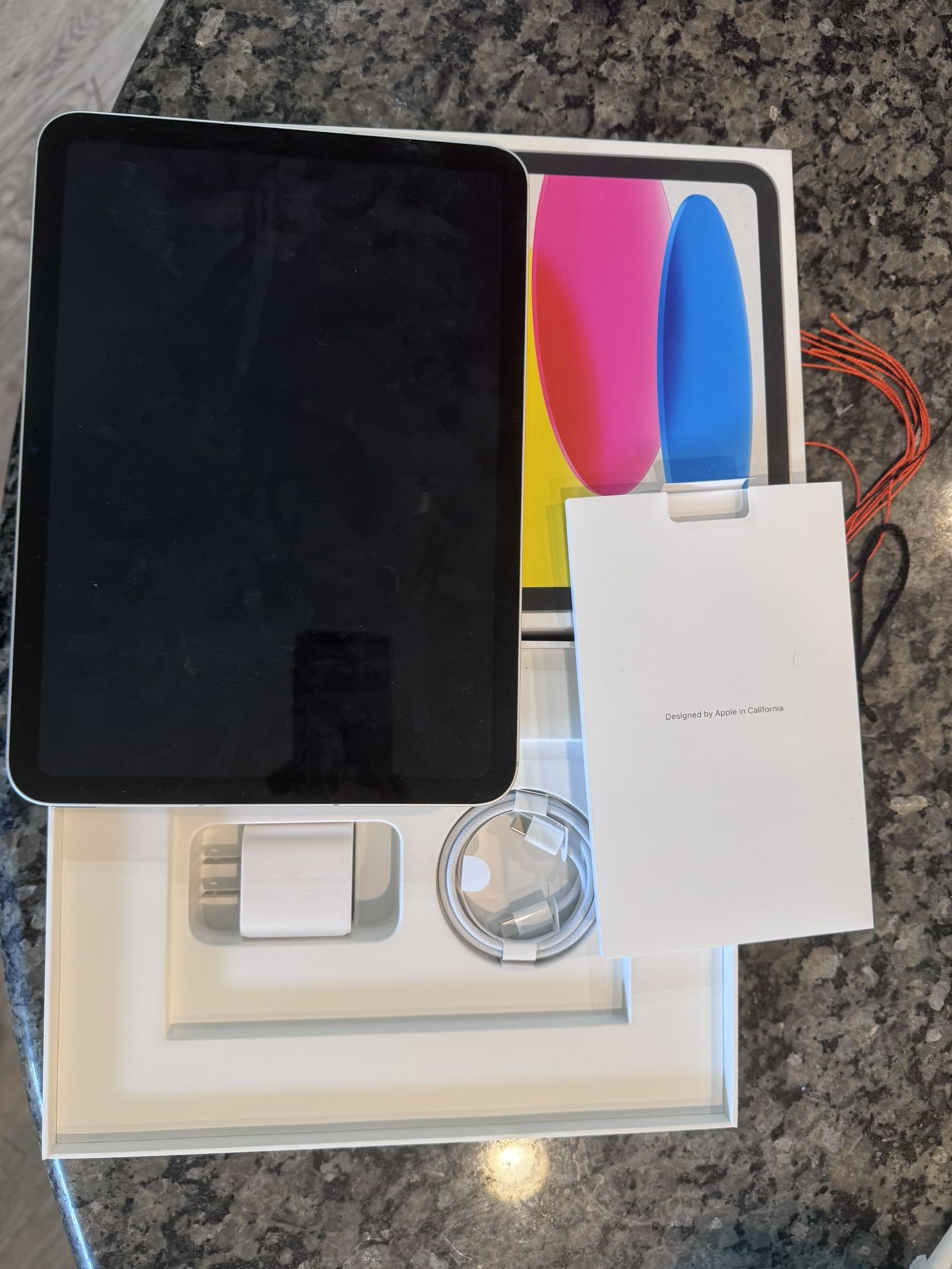 128gb iPad WiFi + Cellular (11th Gen)