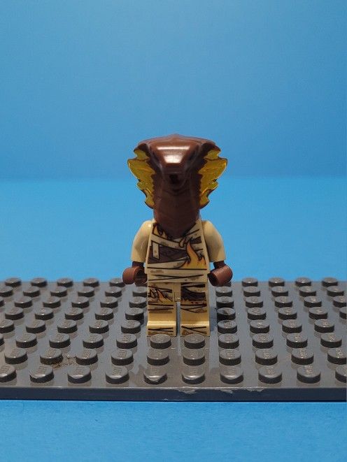 LEGO Ninjago Pyro Slayer Minifigure Authentic njo(contact info removed)5 70677.
