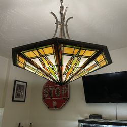 Tiffanie Style Lamp 
