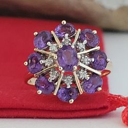 ❤️14k Size 6.75 Gorgeous Solid Yellow Gold Amethyst and Diamonds Flower-shaped Ring!/ Anillo de Oro con Amatista y Diamantes! 👌🎁Post Tags: Anillo de
