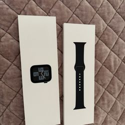 SEALED Apple Watch SE (2nd Gen) [GPS 44mm] Smartwatch with Midnight Aluminum Case with Midnight Sport Band M/L. 