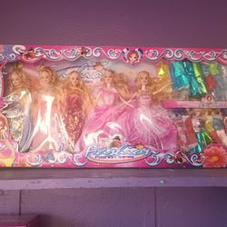 $25 Each Located In Palmdale California Dolls With Accessories