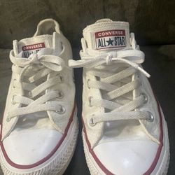 Converse Size 4
