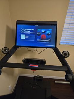 2021 Peloton Tread - Very Good Condition, Lightly Used - North Palm Beach, FL