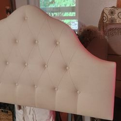 Tufted Upholstered Head Board.  Full Size