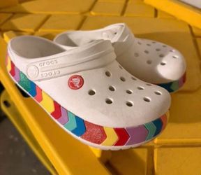 Girls crocs size 2youth