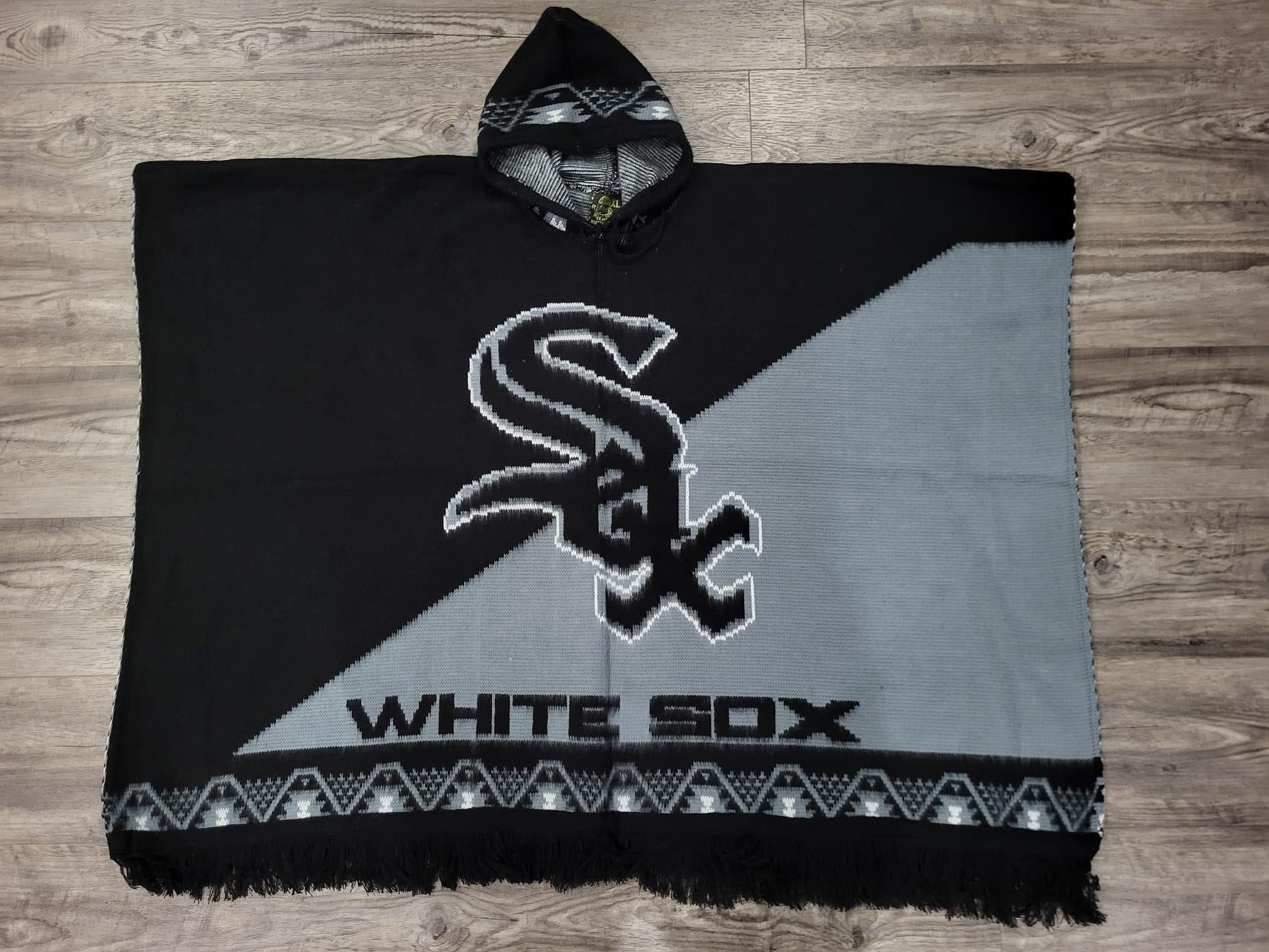 Chicago White Sox Hooded Poncho,gaban,sweater,hoodie,jacket,Bears,Bulls,Blackhawks,Sports Memorabilia,sports Cards,Michael Jordan,Retro Jordan’s, 