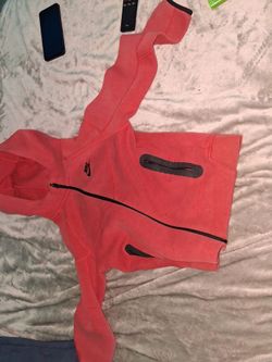 Nike tech
