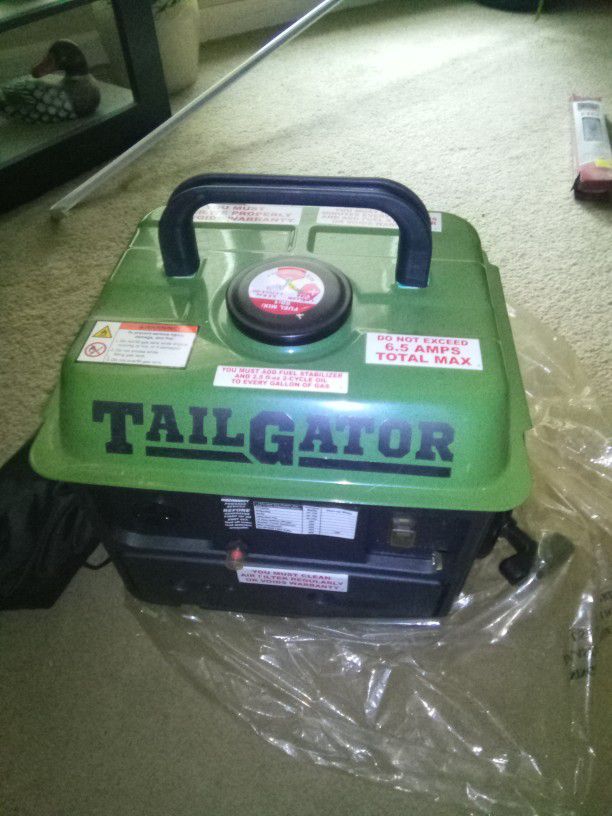New Tailgater Generator Never Had Gas In It NEW