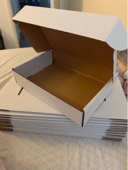 13 - 9x6x2 White Shipping Boxes