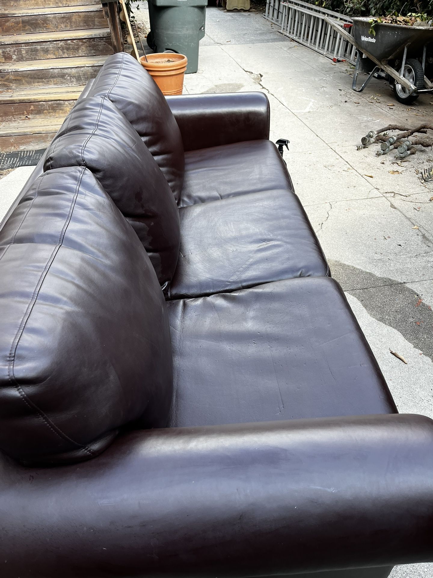 Free Couch