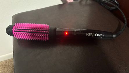 REVLON Silicone Bristle Heated Hair Styling Brush