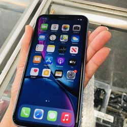 iPhone XR 128gb AT&T , Cricket H2O And Net 10