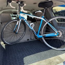 TREK ROADBIKE