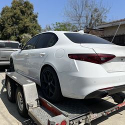 2020 Alfa Romeo Part Out