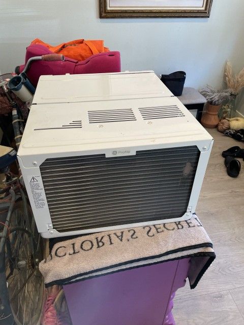 Never Used Air Conditioner / AC Unit