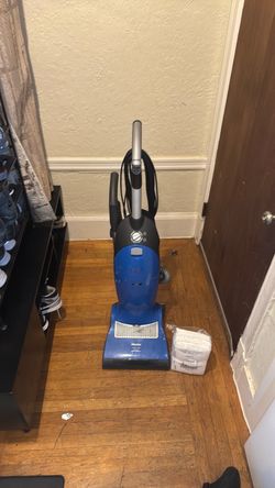 Miele Upright Vacuum Cleaner with Bags