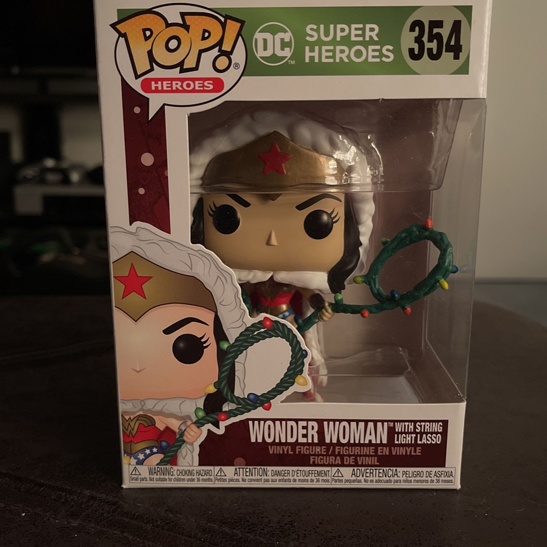Funko Pop DC SuperHeroes 354: Wonder Woman with string Light Lasso