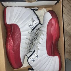 Jordan 12s Size 7