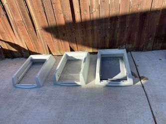 I’m Sell This  Box Cats  