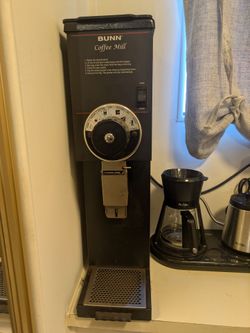 Coffee Grinder - Commercial Bunn Coffee Mill - Burr Grinder 2Lb Hopper