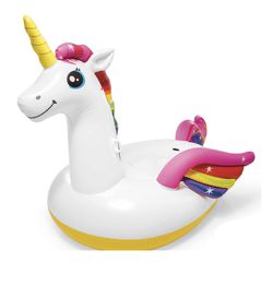 Giant unicorn float