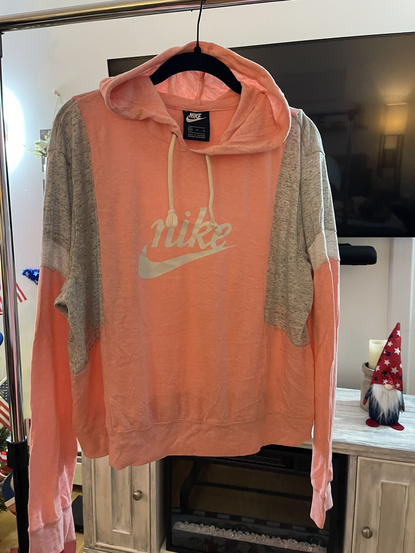 Women’s Nike Long Sleeve Top