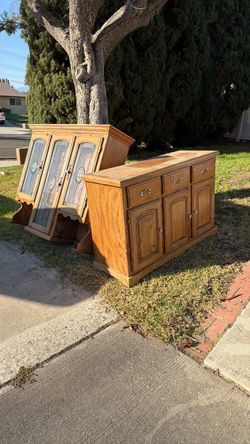 Oak hutch free
