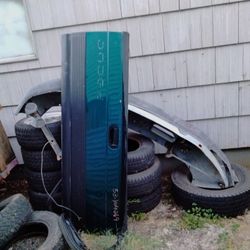 Complete Second Gen Green Dodge Tailgate