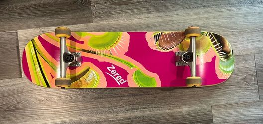 Zered Skateboard