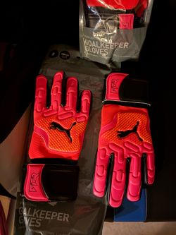 Puma Future Match NC GoalKeeper gloves Sunset Glow-Sun Stream Black Size 8 and Size 10