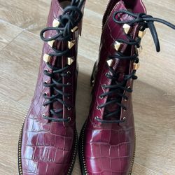 Michael Kors  Size 9 