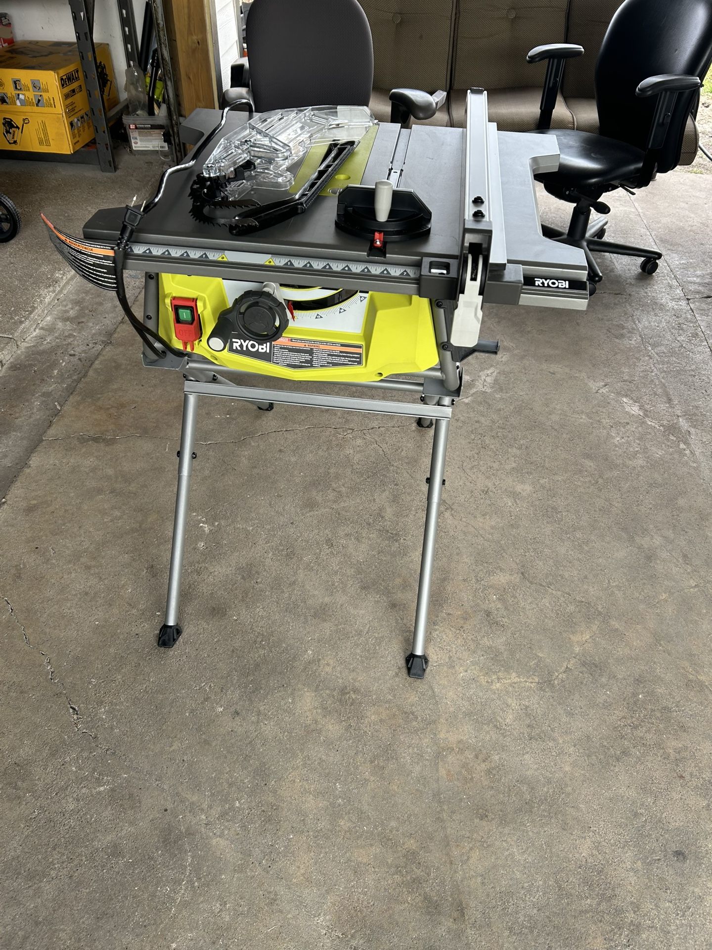 Ryobi 10 in Table Saw Precio Firme