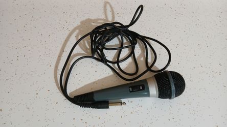 Microphone
