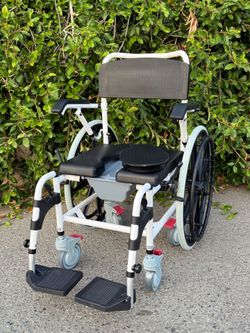 Shower chair