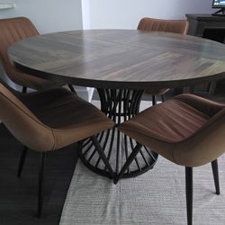 Modern Round Table With Chairs