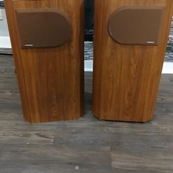 Vintage Bose 401s