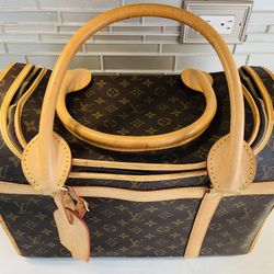 Louise Vuitton Pet Carrier 