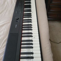 Artesia Piano PA-88W 