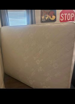 Queen size mattress