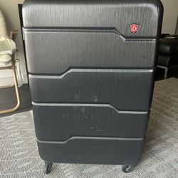 27” suitcase Like New -used Once 