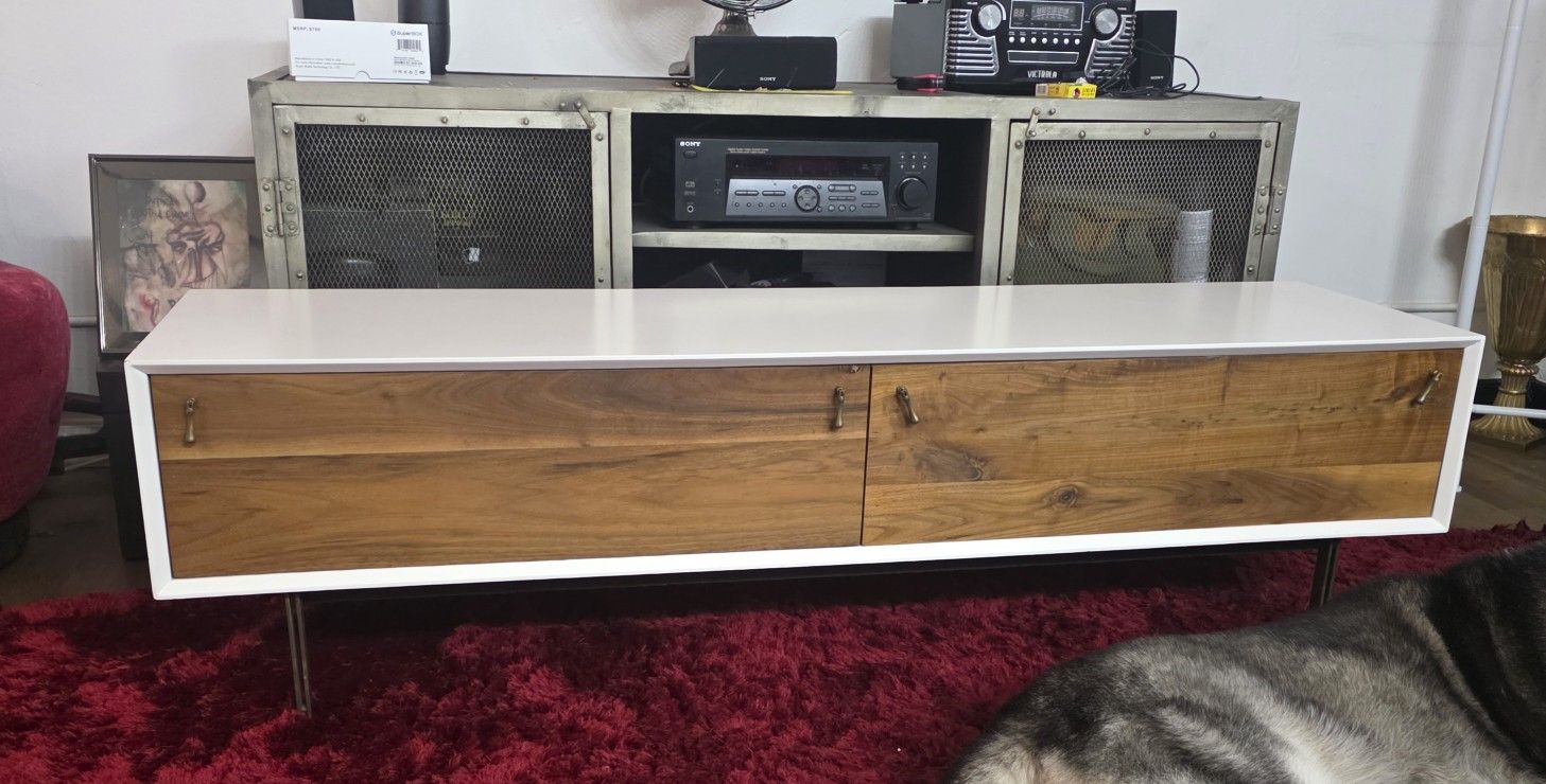 Beautiful Sleek Modern Media / Console Table