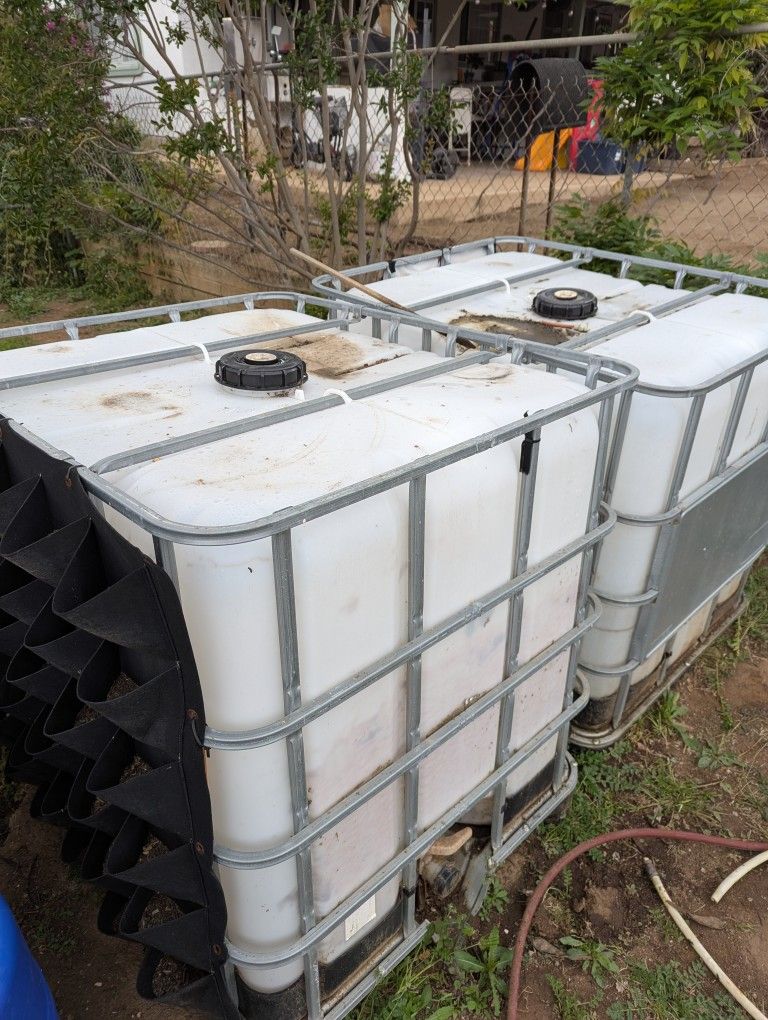 300 Gallon Water Storage Tanks