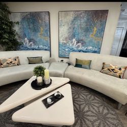 Modern 5-Seater Curved Sofa – Light Grey /White Excellent Condition