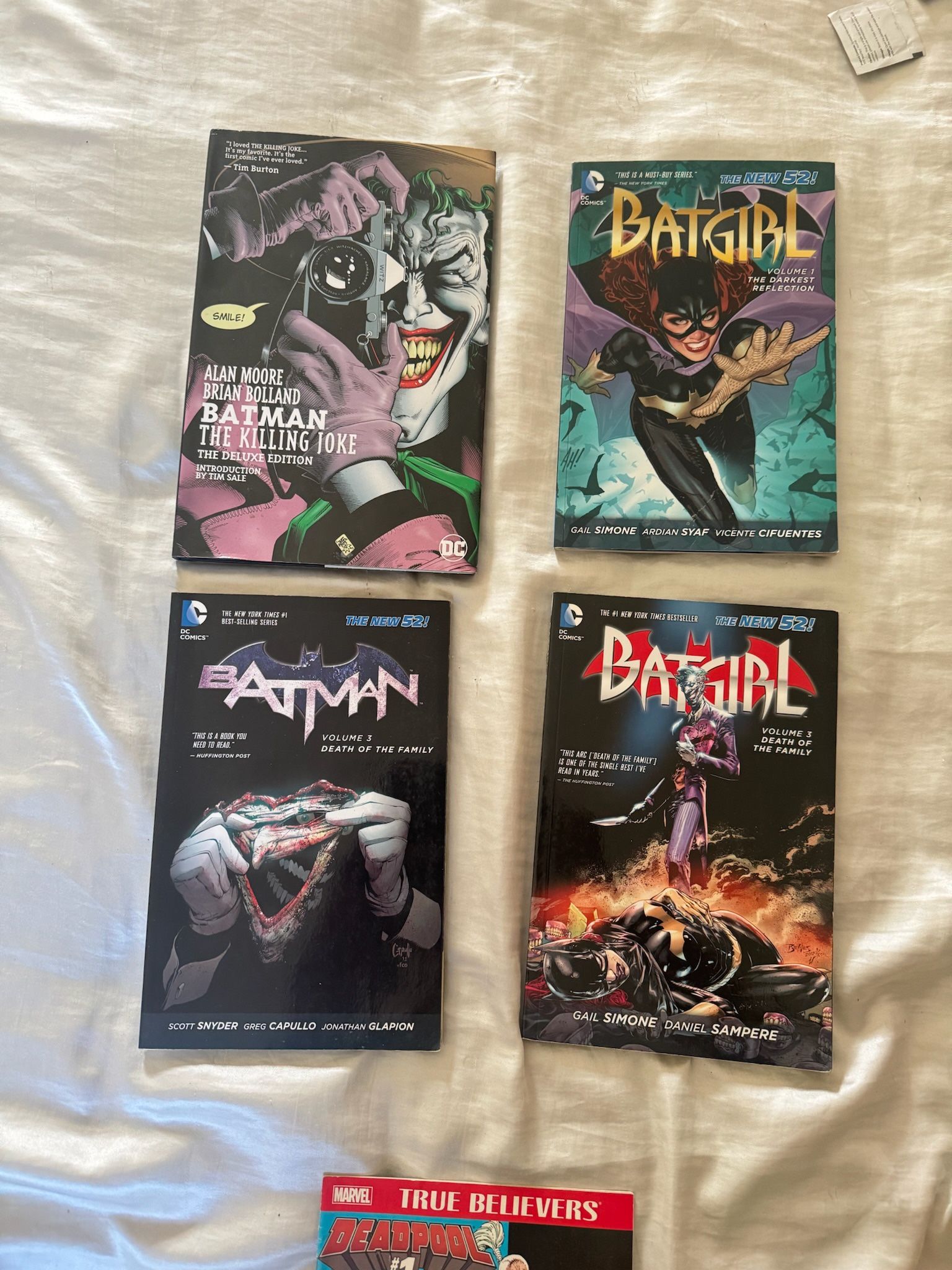 Comic Books DC batgirl New 52+ Deadpool First Edition